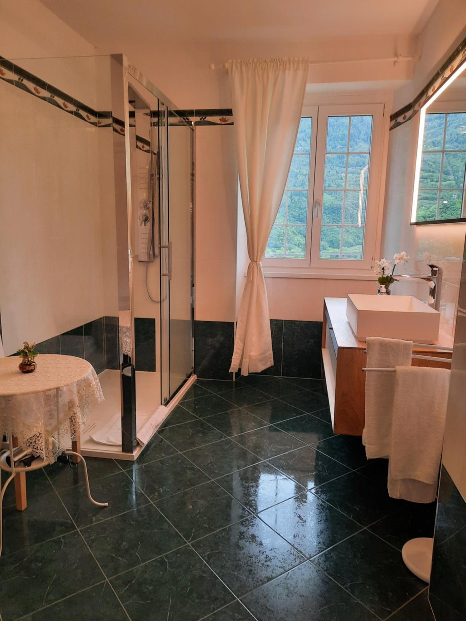 B&B Il Grappolo Bianzone Bagian luar foto