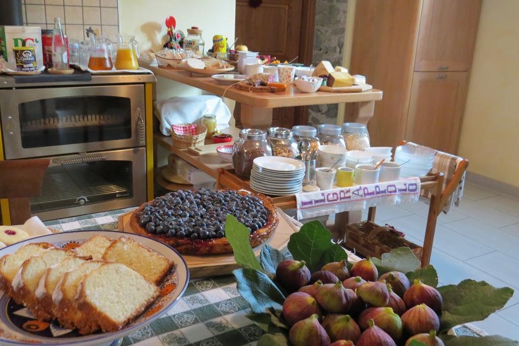 B&B Il Grappolo Bianzone Bagian luar foto